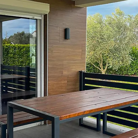 2 Bedroom Awesome In